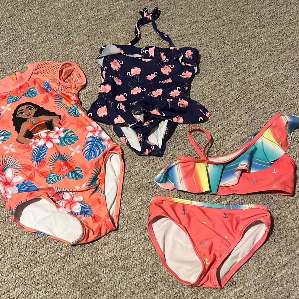 Bundle of three swim